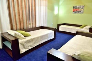 Отель MARISS hotel & business. Комфорт трехместный  6