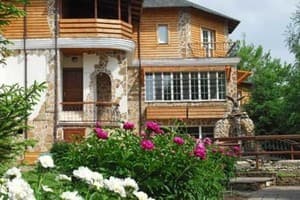 Отель Орлиное гнездо